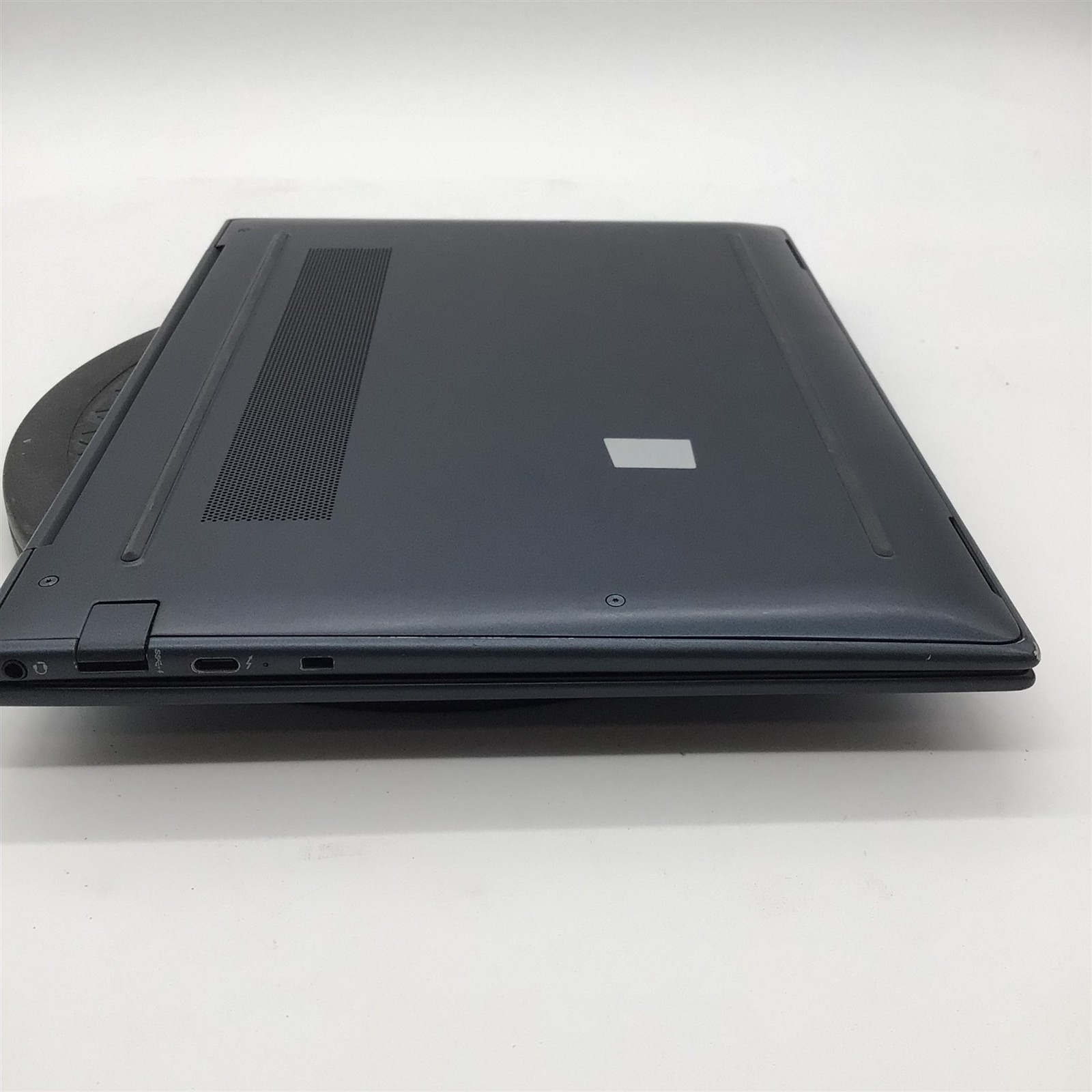 HP Dragonfly 13.5″ G4 i7-1365U/16GB/512GB NVMe