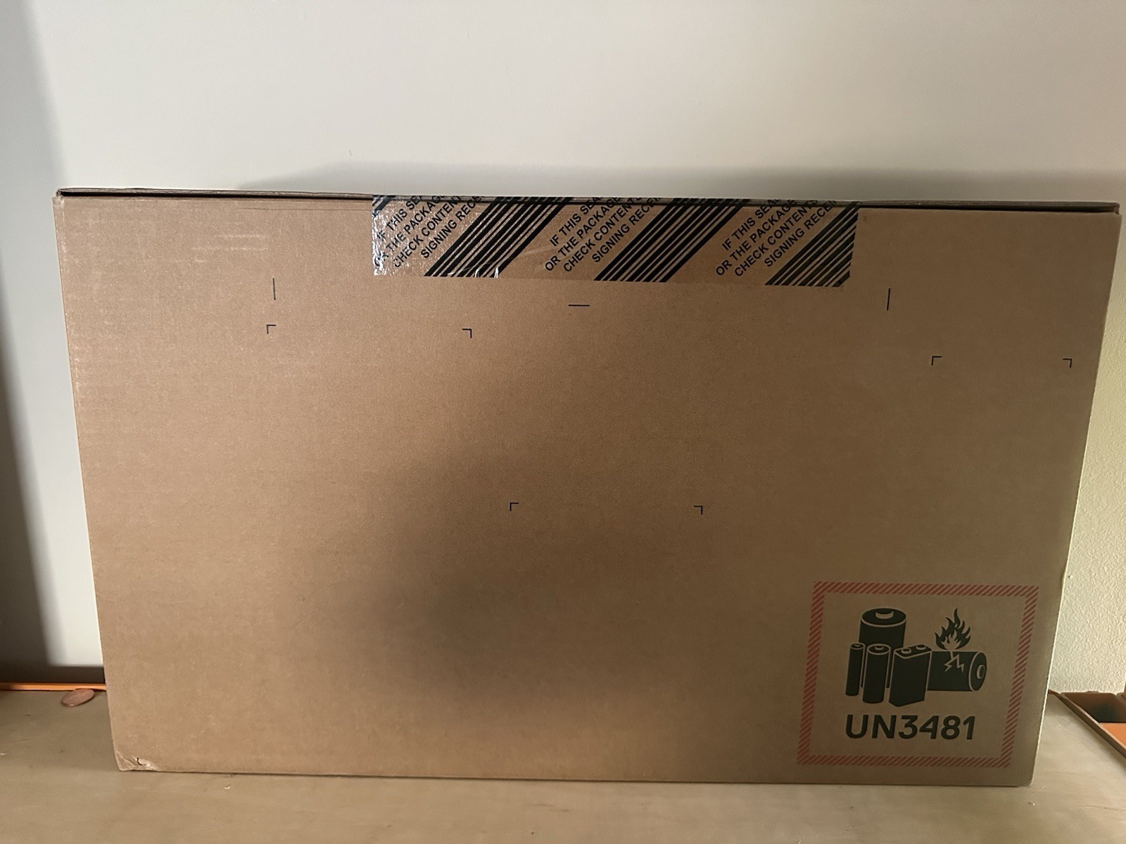 Dell 16 DC16251 Laptop Intel Core 7 150U 32GB 1TB SSD Silver – Brand NEW Sealed