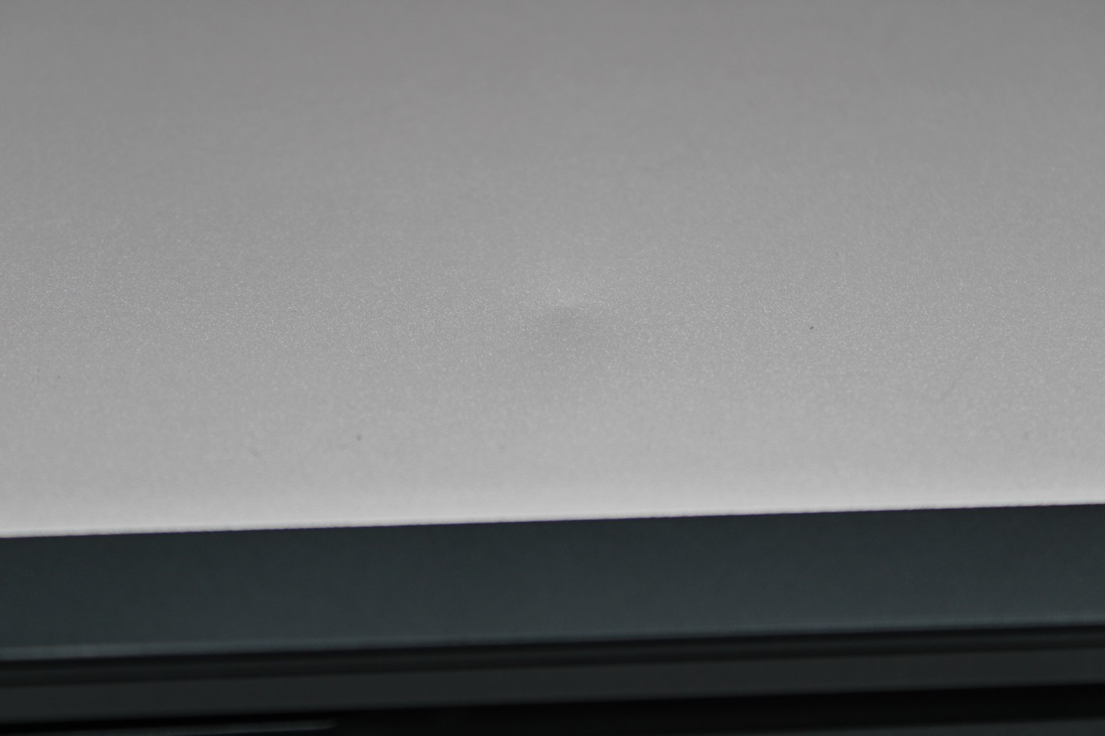 Dell Vostro 3555 _ AMD A8-3500M @ 1.5 _ 4GB RAM _ Radeon HD _ No SSD / OS