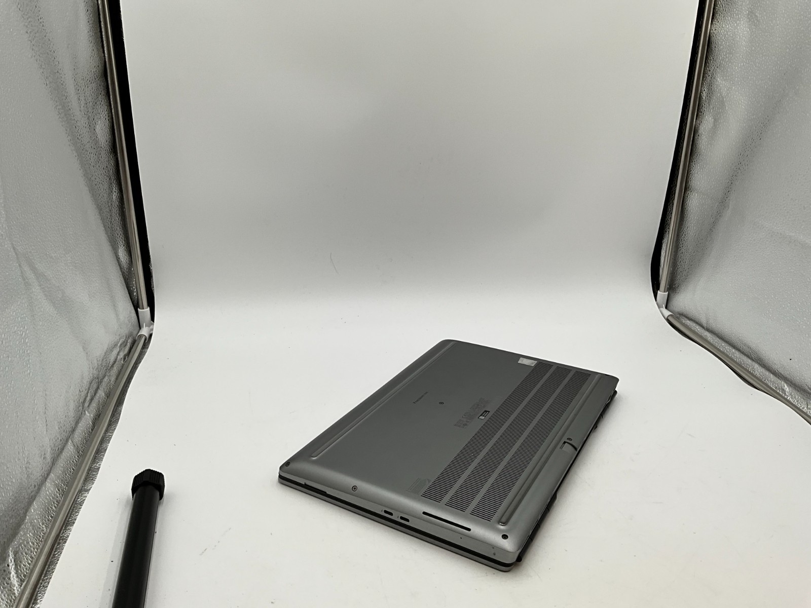 DELL Precision 7560 15.6″ i7-11850H 32GB 1TB T1200 LAPTOP WIN11 DZ8V2J3