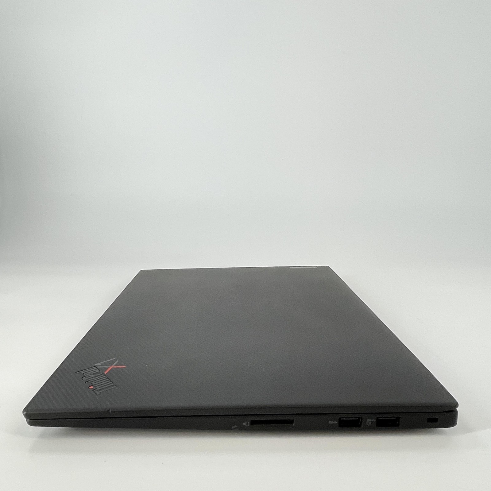 Lenovo ThinkPad X1 Extreme Gen 4 16 UHD+ i7-11850H 2.50GHz 16GB 1TB SSD RTX 3070