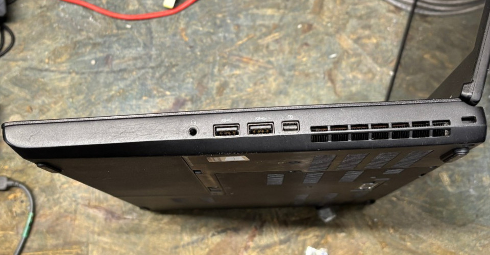 Lenovo ThinkPad P50 Core i7-6820HQ 32GB RAM 512GB NVME Quadro M2000M