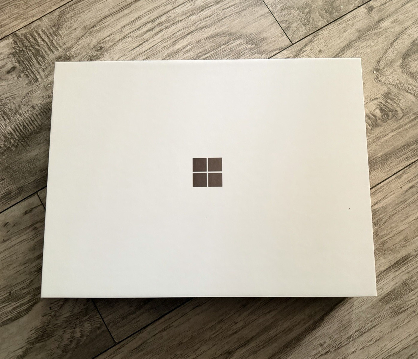 Microsoft Surface Laptop 13.8″ Snapdragon X Elite 16GB 512GB SSD Win11 Platinum