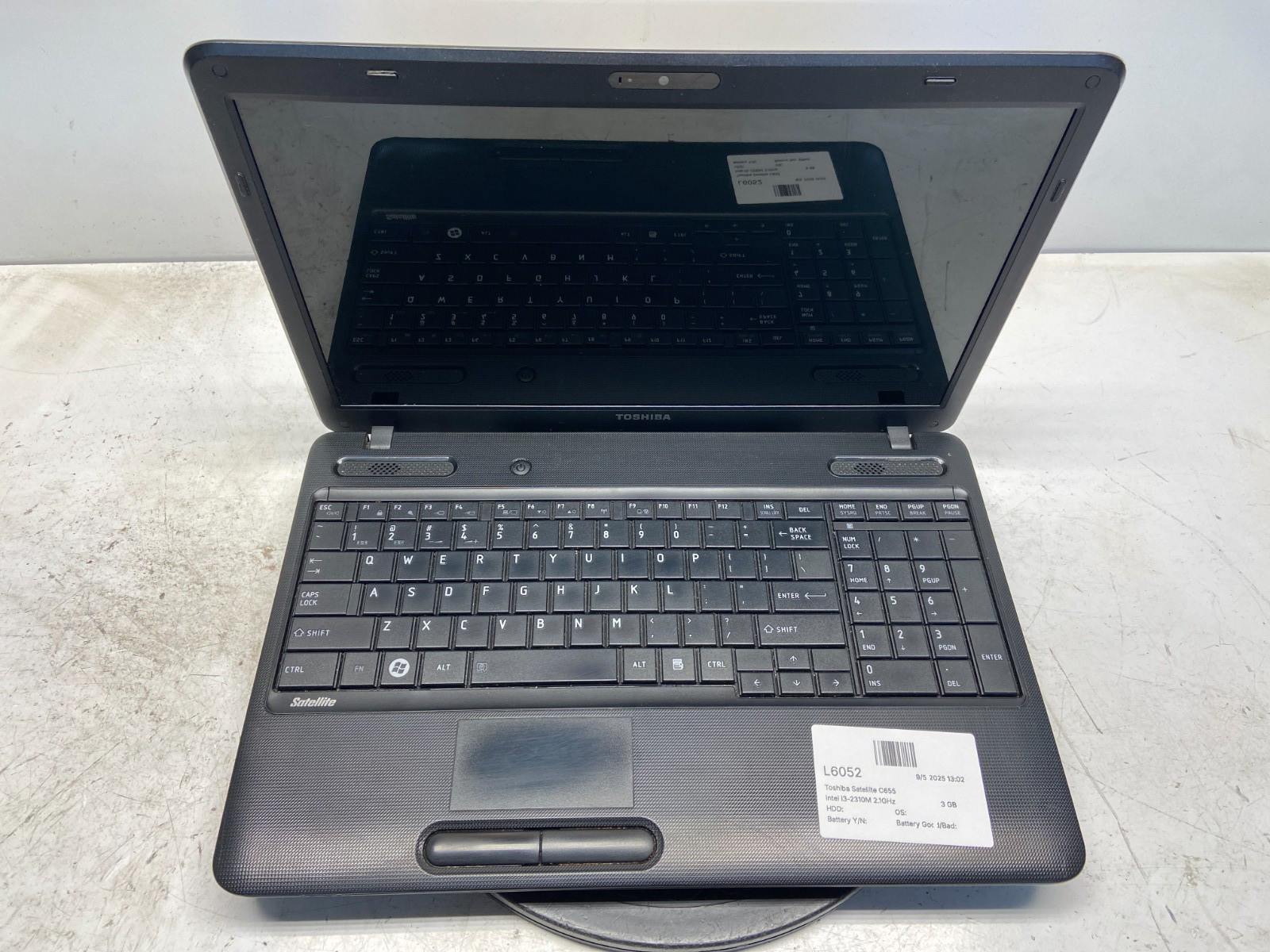 Toshiba Satellite C655-S5212 Intel i3-2310M 2.1GHz 3 GB NO HDD