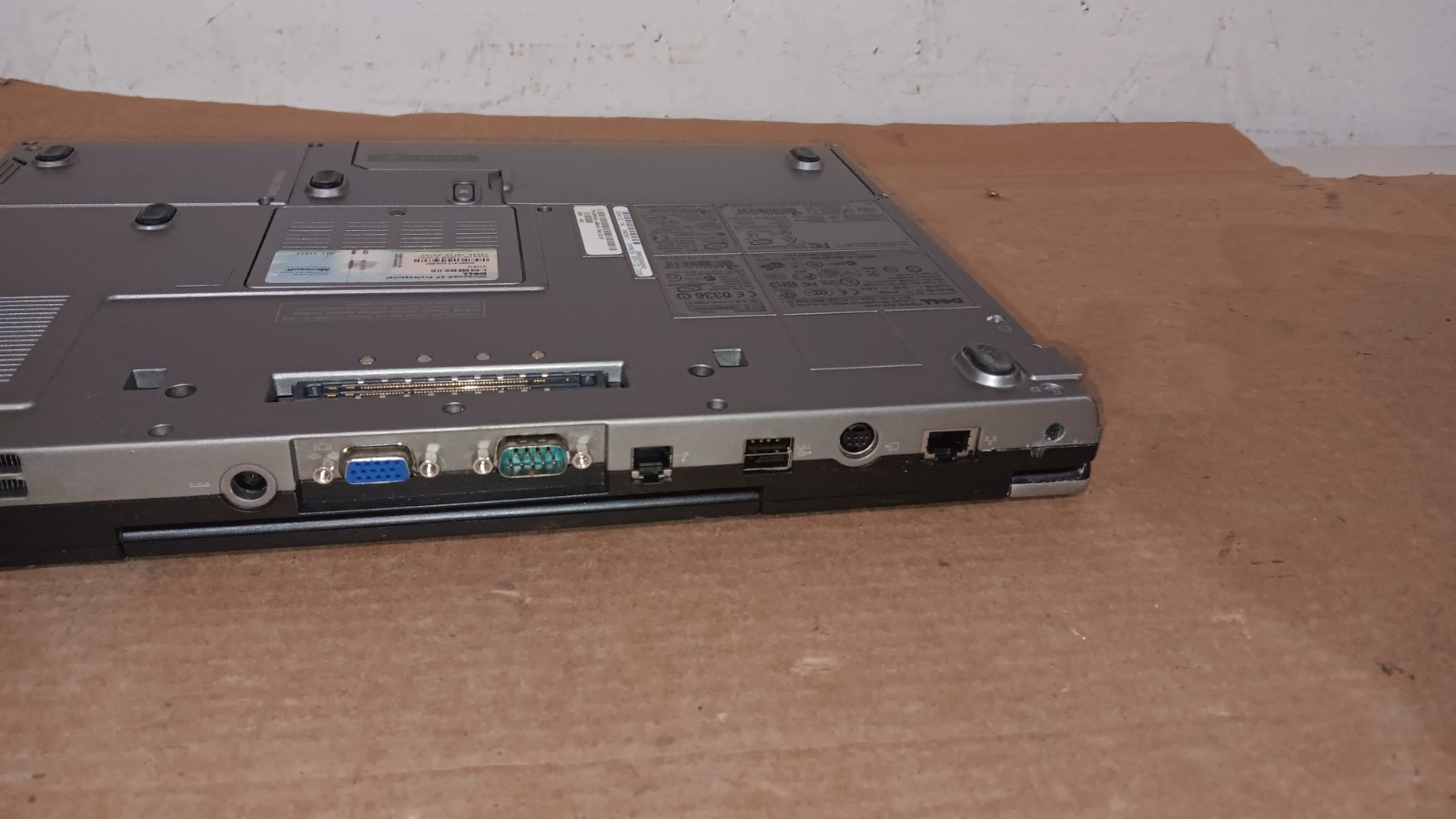 Vintage Dell Latitude D830 D820 Retro XP Gaming Laptop Windows XP pro 4GB Ram