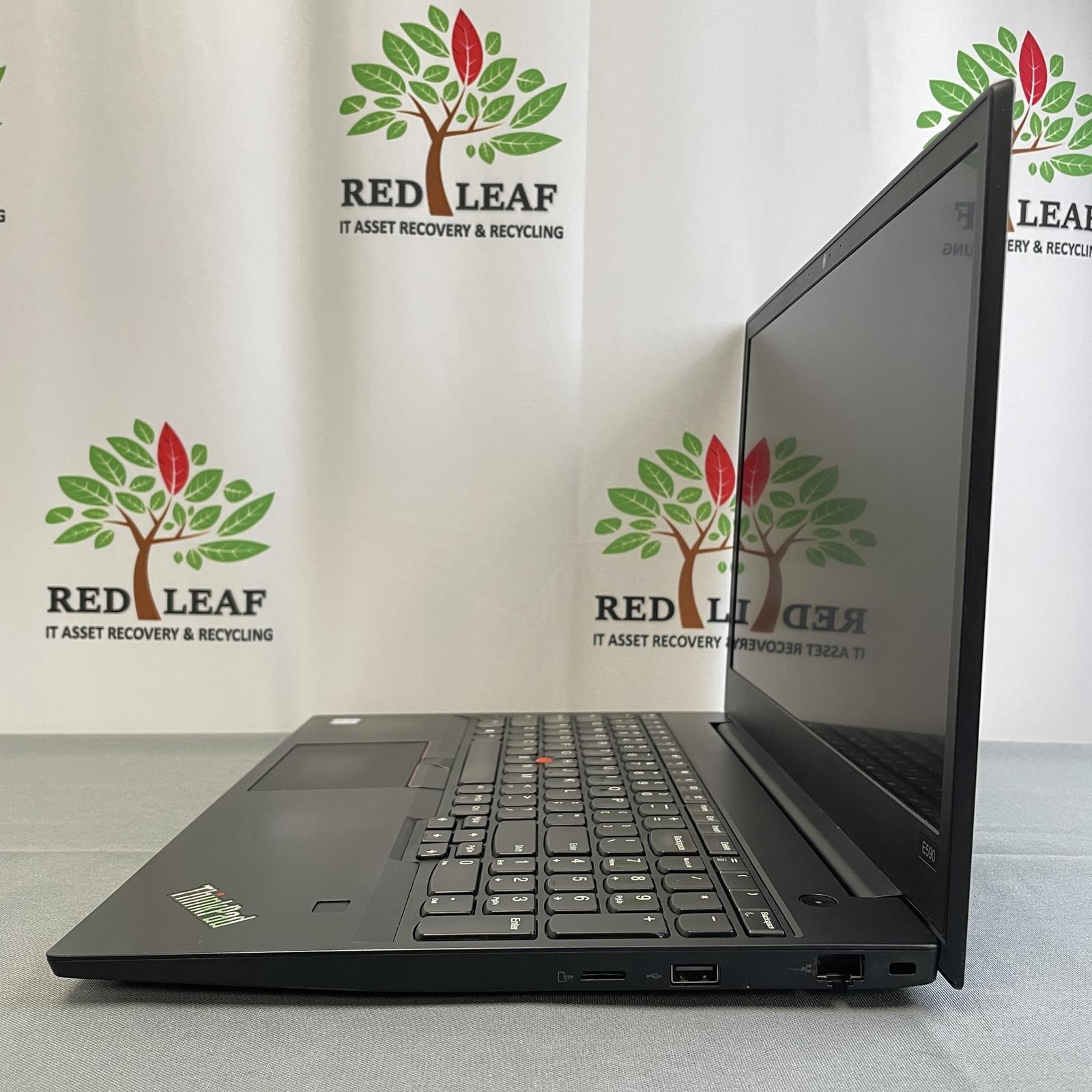 Lenovo ThinkPad E590 15.6 in FHD, Core i5-8265U 8GB 256GB NVMe Win 11 Pro | Good