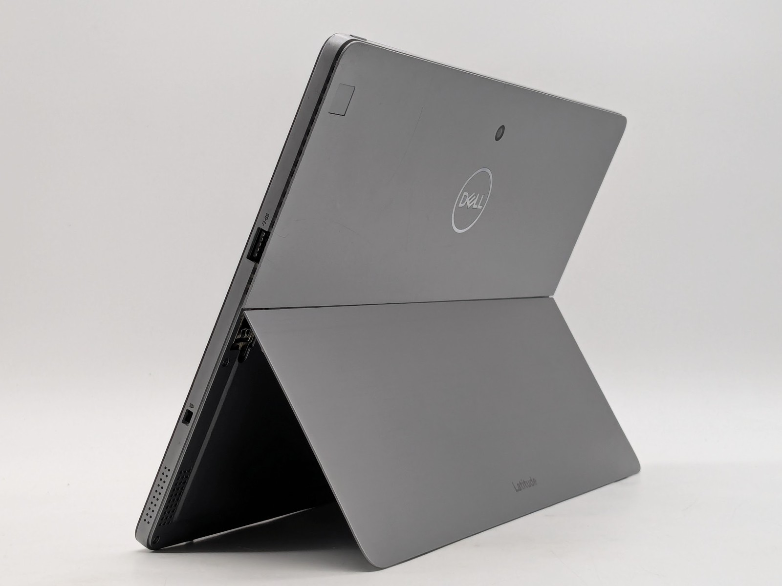 Dell Latitude 7200 2-in-1 12″ FHD+ Touch I7-8665U 256GB SSD 16GB W11P Webcam FP