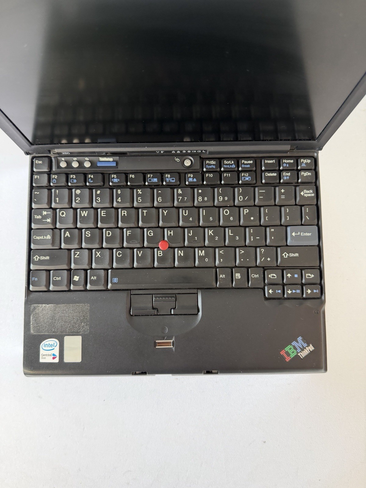 IBM Thinkpad X60 Laptop – Good Screen – Intel Duo T2 400 – RAM 2 GB – Read Des