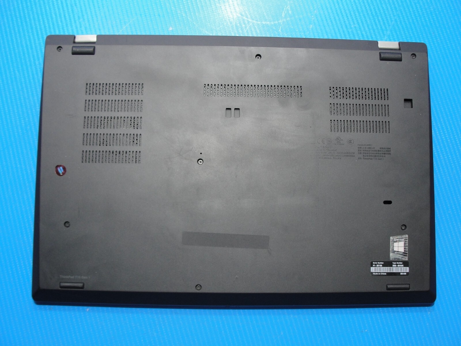 Lenovo ThinkPad T15 Gen1 15.6” FHD Intel Core i7-10610U 1.8GHz 16GB 256GB SSD