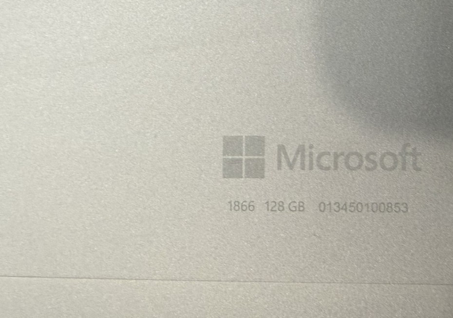 Microsoft Surface Pro 7 1866 12.3″ i5-1035G4 1.1GHz 8GB RAM 128GB SSD