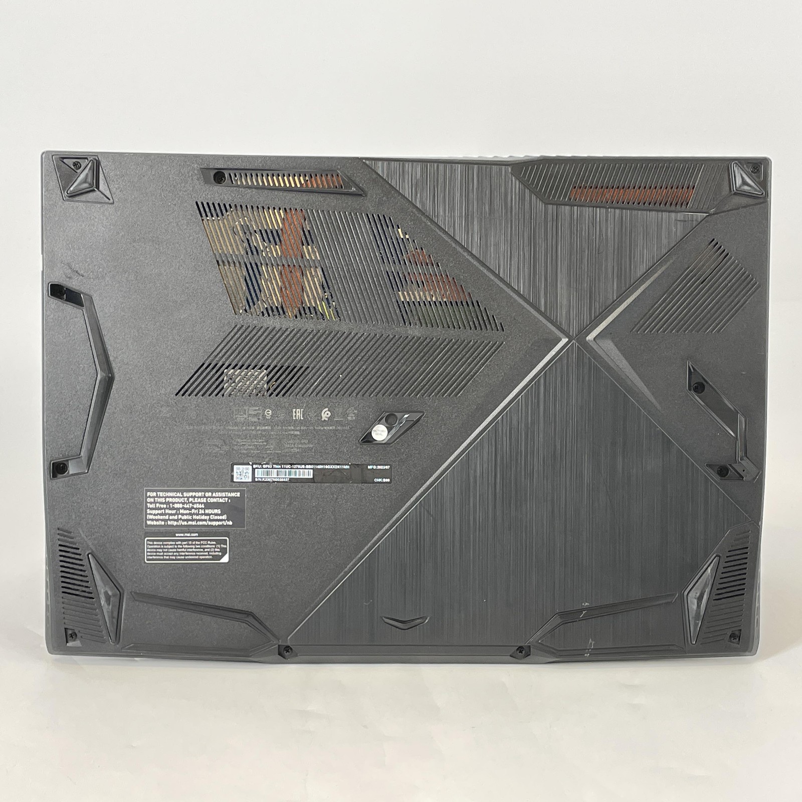 MSI Thin GF63 15.6 FHD 144Hz i5-11400H 2.70GHz 16GB 512GB SSD RTX 3050 Good