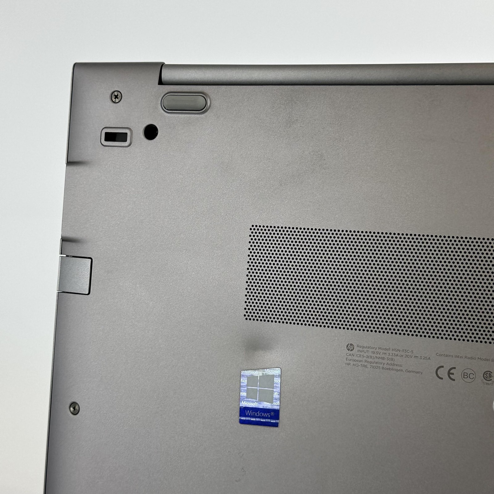 HP ZBook 15u G5 15.6 FHD i7-8650U 1.90GHz 16GB 512GB SSD AMD Radeon Pro WX 3100