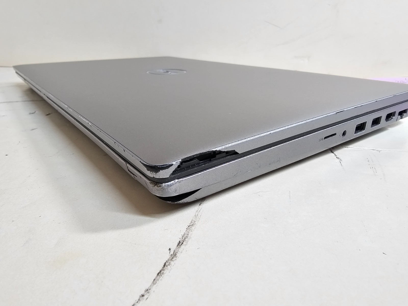 Dell Precision 3561 Laptop – 2.3 GHz i7-11800H 32GB 256GB SSD T1200 15.6″ – SP71