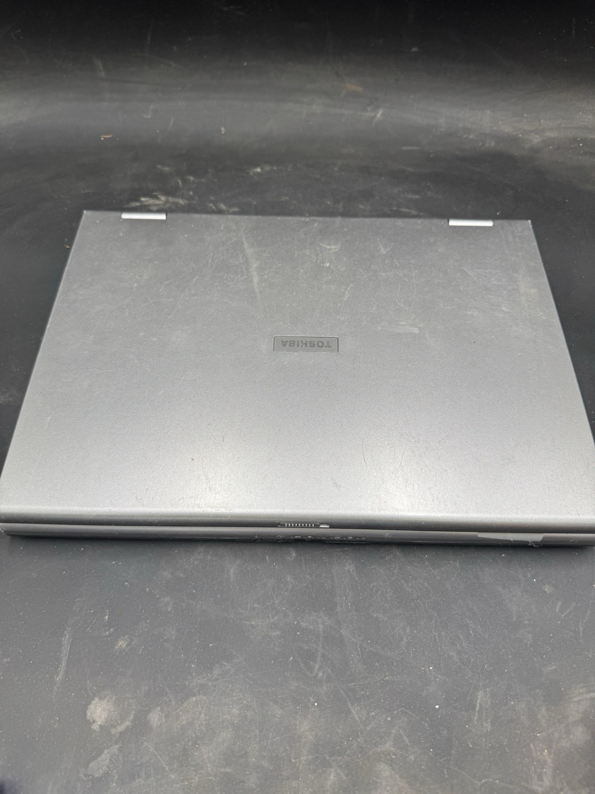 15.4” Toshiba Tecra A8-S8513 Laptop Parts Only As Is