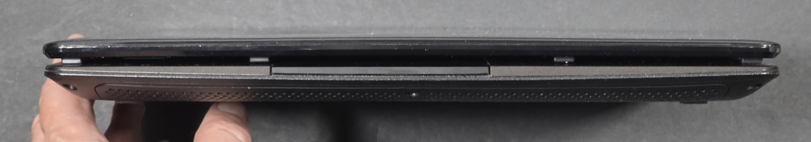 Acer Aspire One 722-0825 10.1″ NetBook C-60 – 4GB – 320GB – Win7 Tested Working