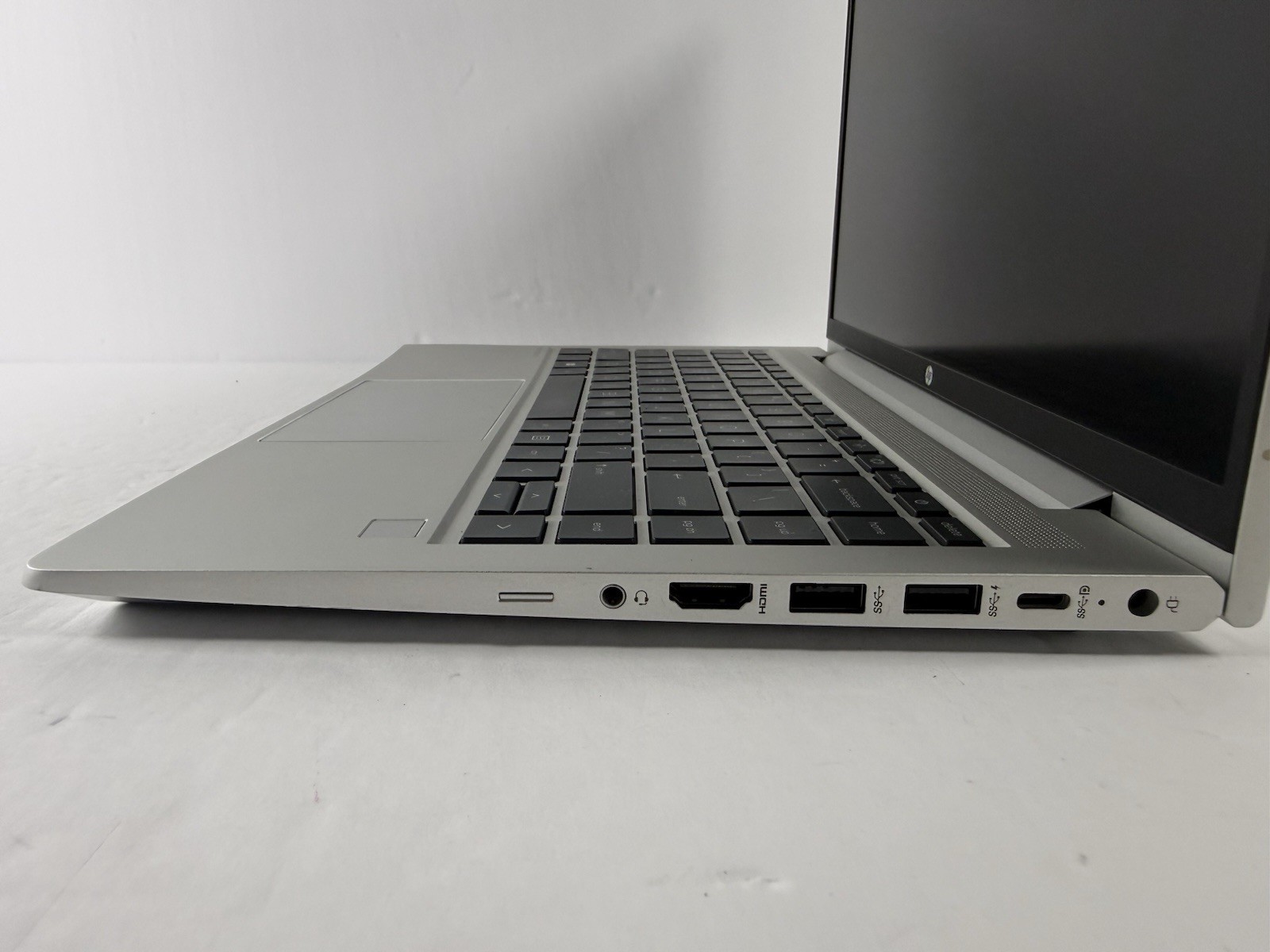 HP ProBook 445 G9 14″ Ryzen 5 5625U 2.3GHz 4GB RAM | NO SSD/OS Read*