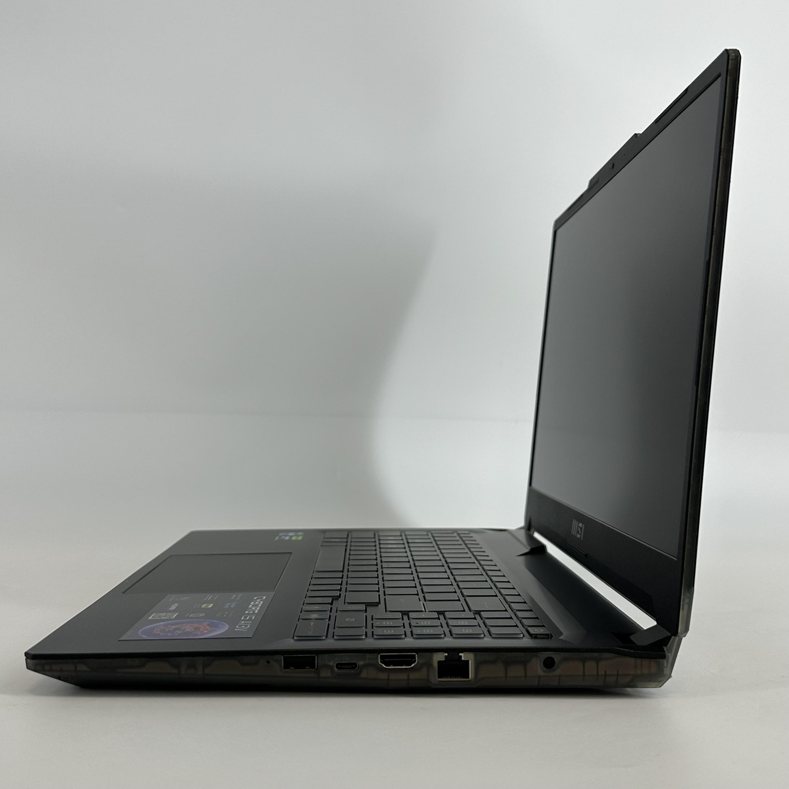 MSI Cyborg 15 FHD 2.4 GHz i7-13620H 16GB 512GB SSD NVIDIA RTX 4050 Excellent