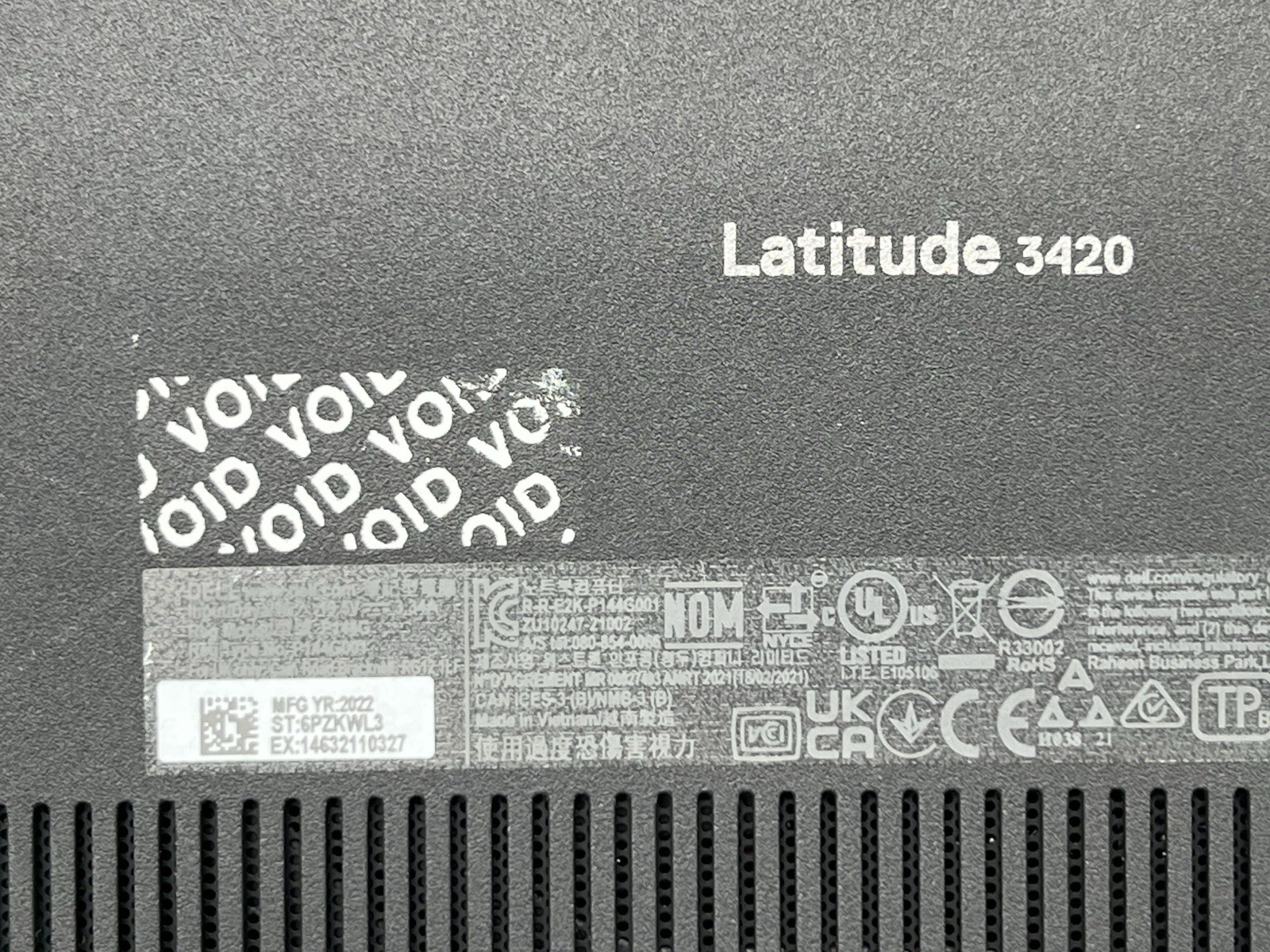 Dell Latitude 3420, i5-1135G7, @ 2.40GHz, 16GB RAM, 256GB NVMe-No OS/Adapter