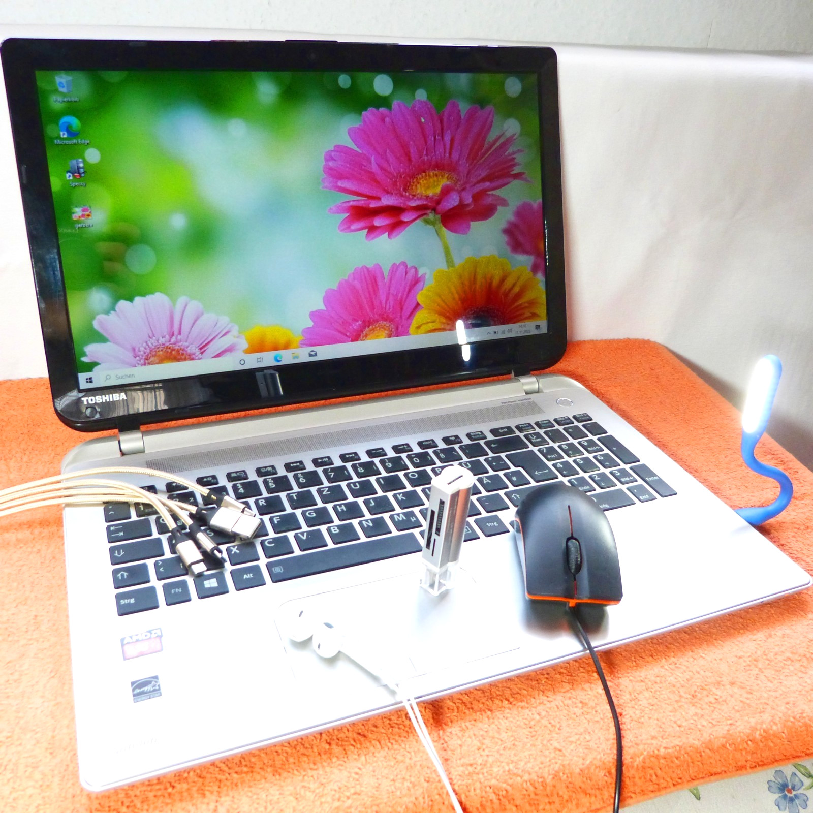 TOSHIBA S50 15″ ULTRABOOK HARMAN KARDON l Windows 10 HDMI AMD A10 QUAD CORE