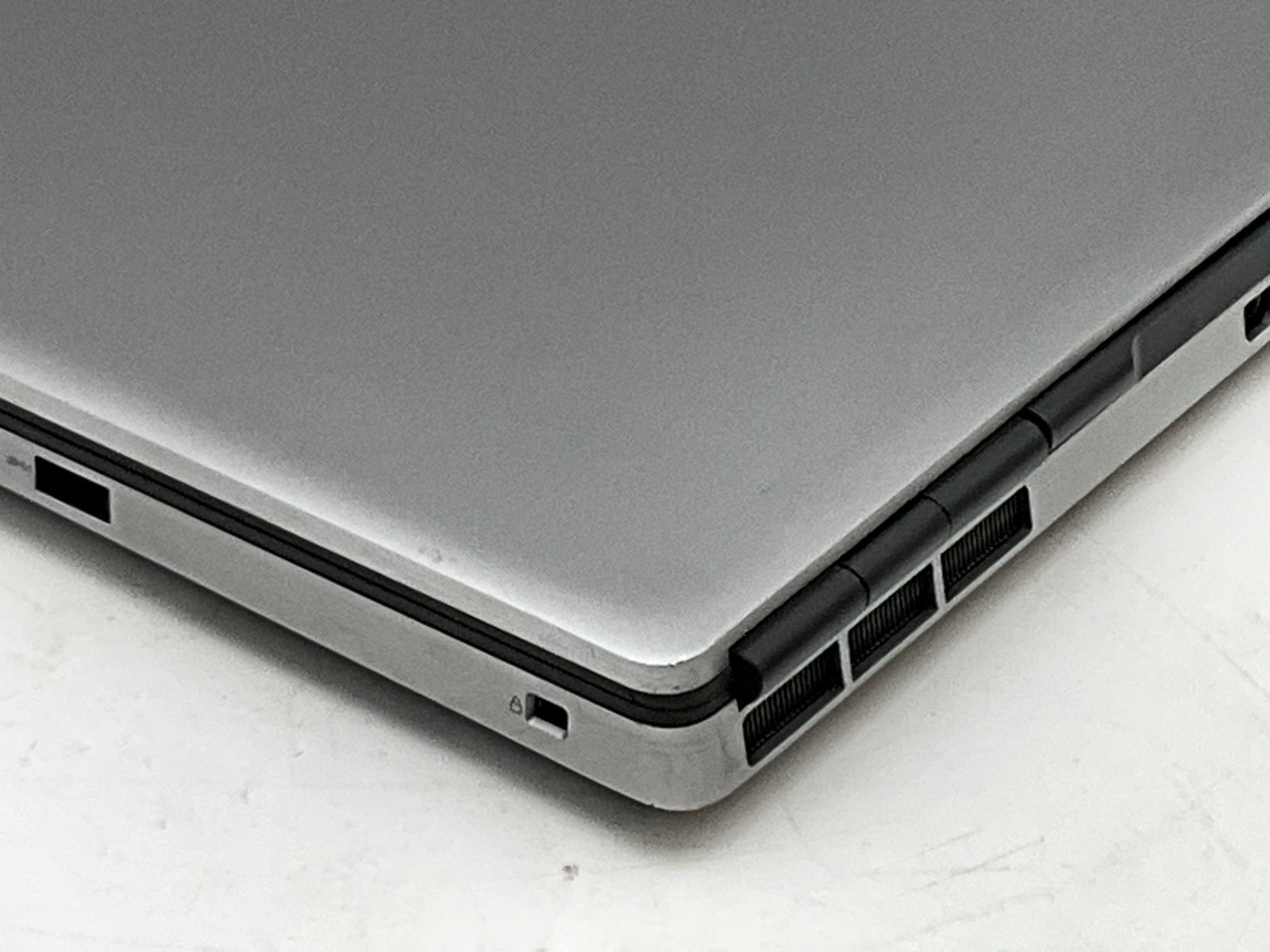 DELL Precision 7550 i7-10850H 2.70gh 32gb 512gb T2000 15.6″ LAPTOP GFP2043
