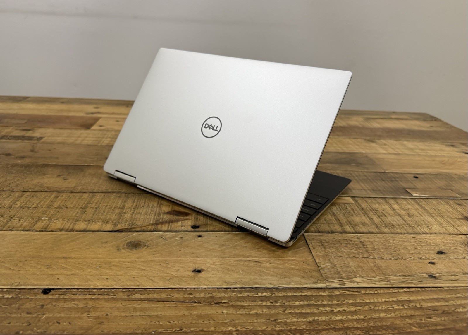 Dell XPS 13 7390 2-in-1 FHD+TOUCH i7-1065G7 2.80GHz 16GB 512GB SSD Win 11 Pro