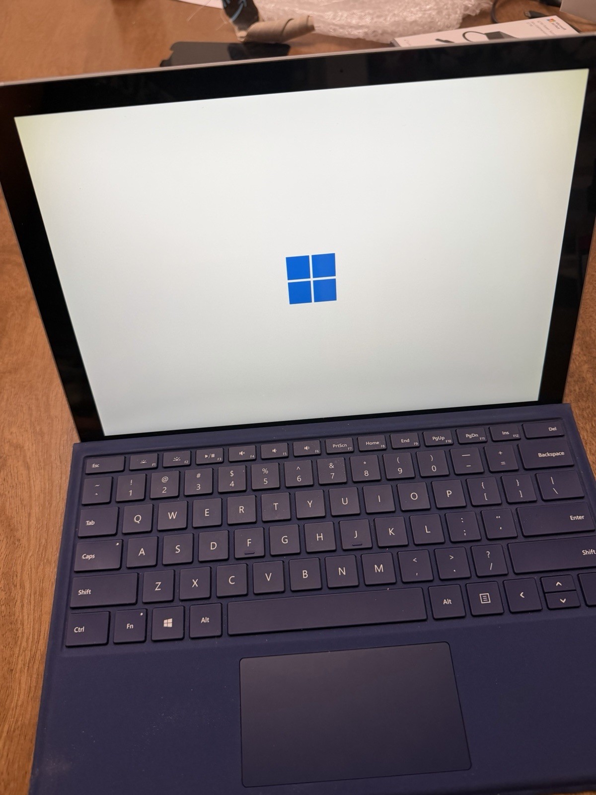 Microsoft Surface Pro 5 Gen 1796 i5/8/128 Windows 11 Pro