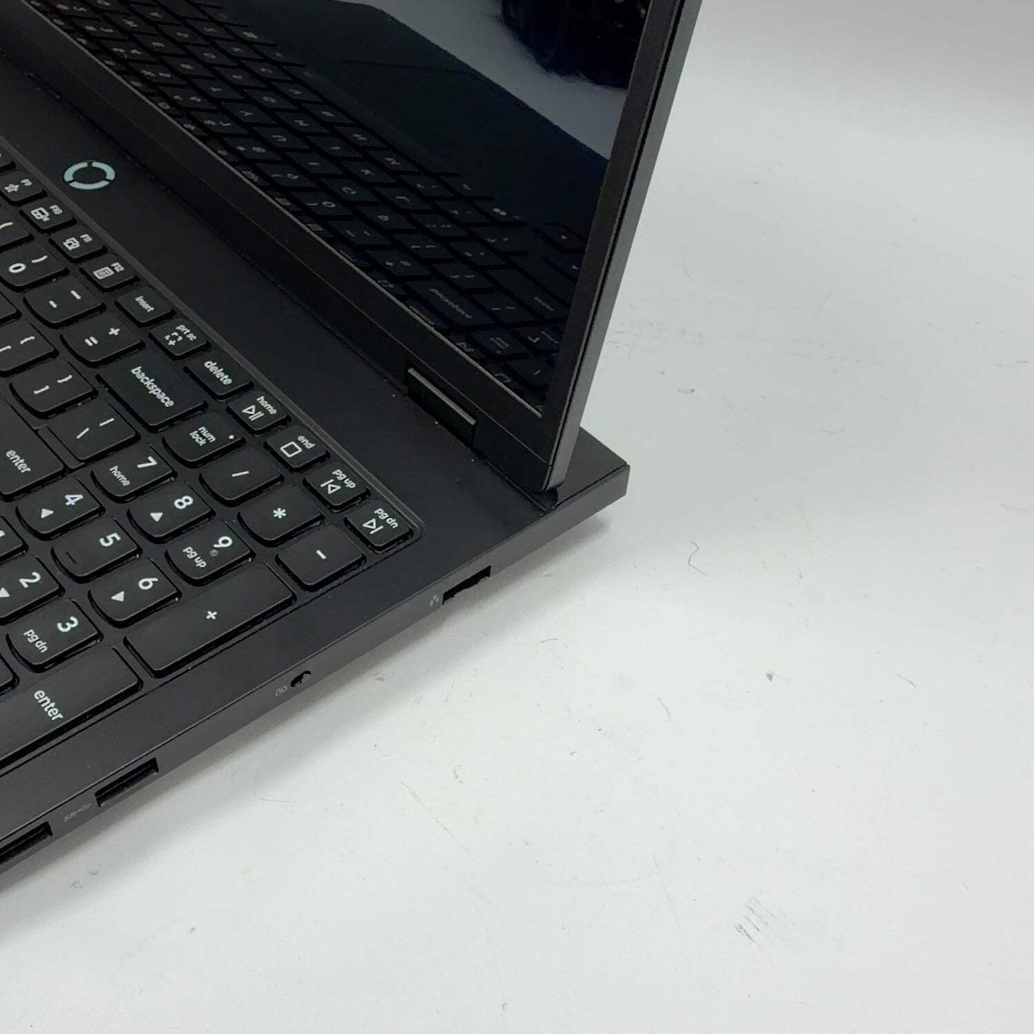 Lenovo Legion 5 Pro 16IAX10 16″ Core Ultra 9 275HX 32GB RAM 1TB SSD RTX 5070
