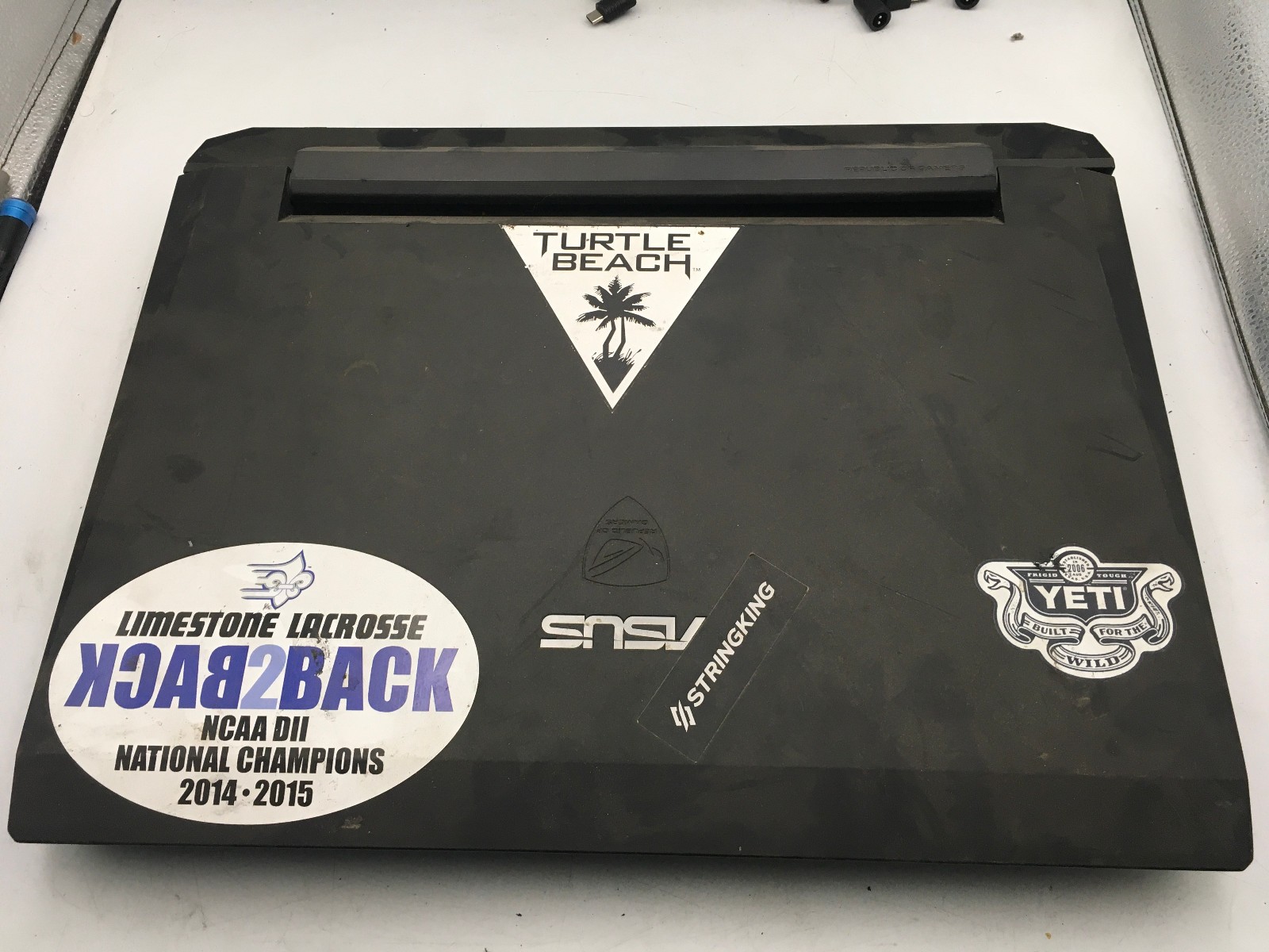 ASUS ROG G74S – BOOTS TO BIOS – INTEL I7 2630QM – NO RAM – 17″ – NO OS -READ- BB