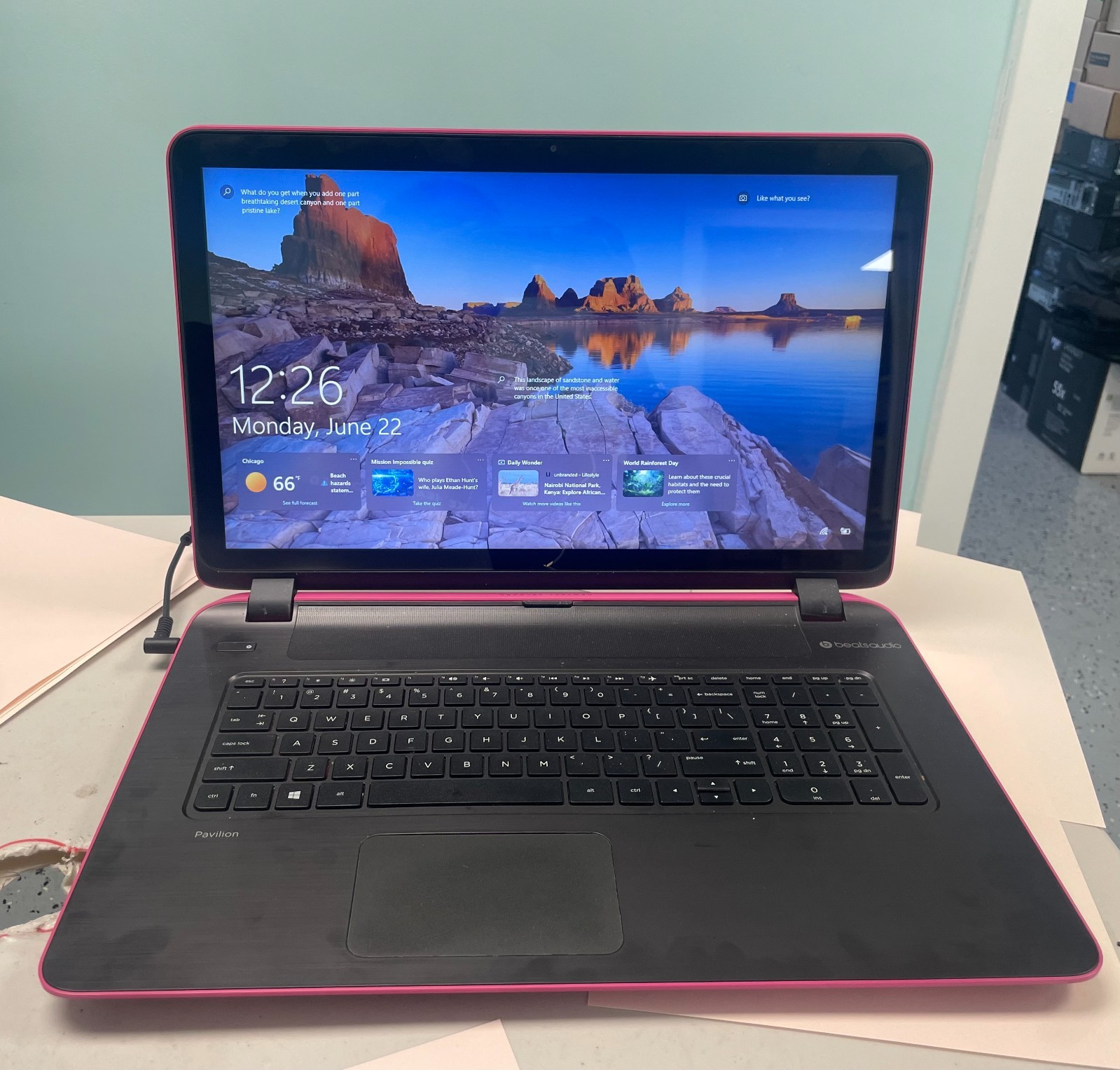 HP Pavilion 17 17.3″ Windows 10 Laptop AMD A10-5745 M 8GB RAM 256GB SSD