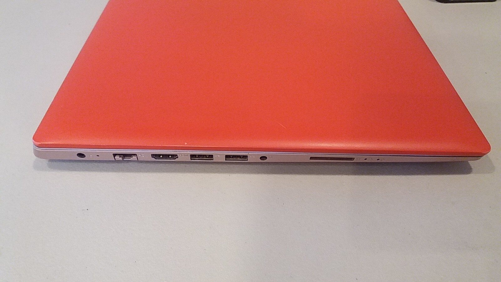 Lenovo IdeaPad 320-15IAP 15.6 Inch Laptop DVDRW 4GB 1TB – Red