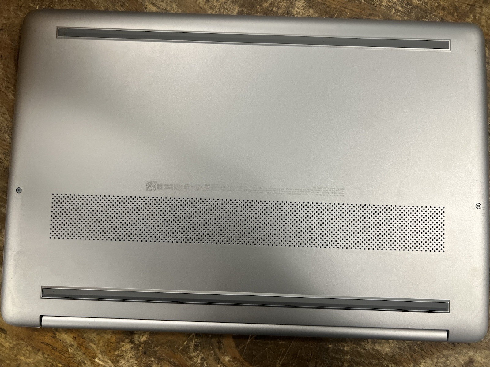 HP 15 inch Laptop, HD Display, AMD Ryzen 5 5500U, 32 GB RAM, 256 GB SSD Win 11