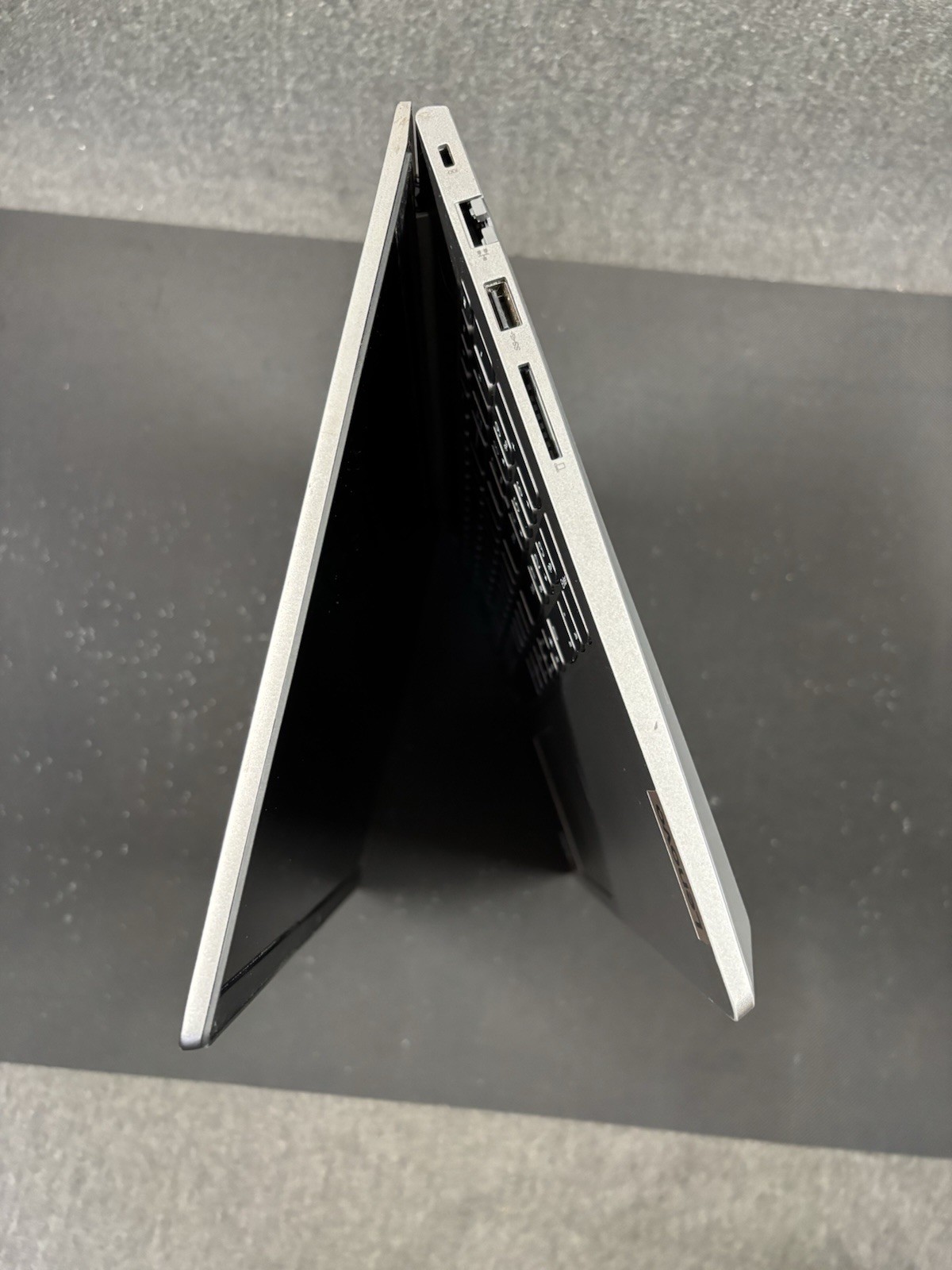 Lenovo ThinkBook 15 G4 IAP Touch i7-1255u 16GB RAM 256GB NVMe W11P J12263