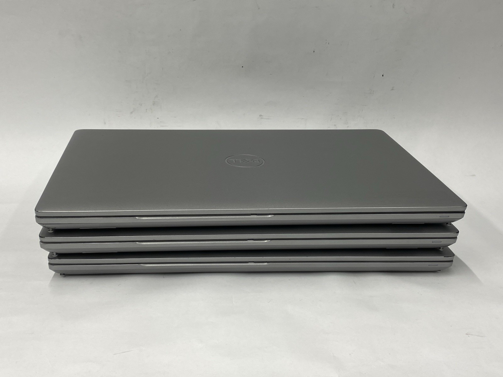 Lot of (3) Dell Precision 3561 – FHD – i7-11850H – No RAM/SSD/OS – READ