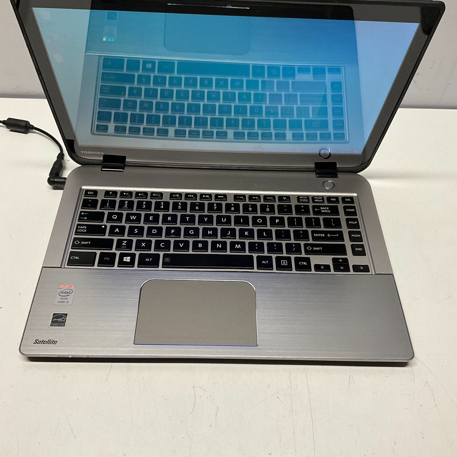 Toshiba Satellite E45t-A i5-4200U 1.6 Ghz 4GB 250GB SSD Windows 10 Pro Laptop
