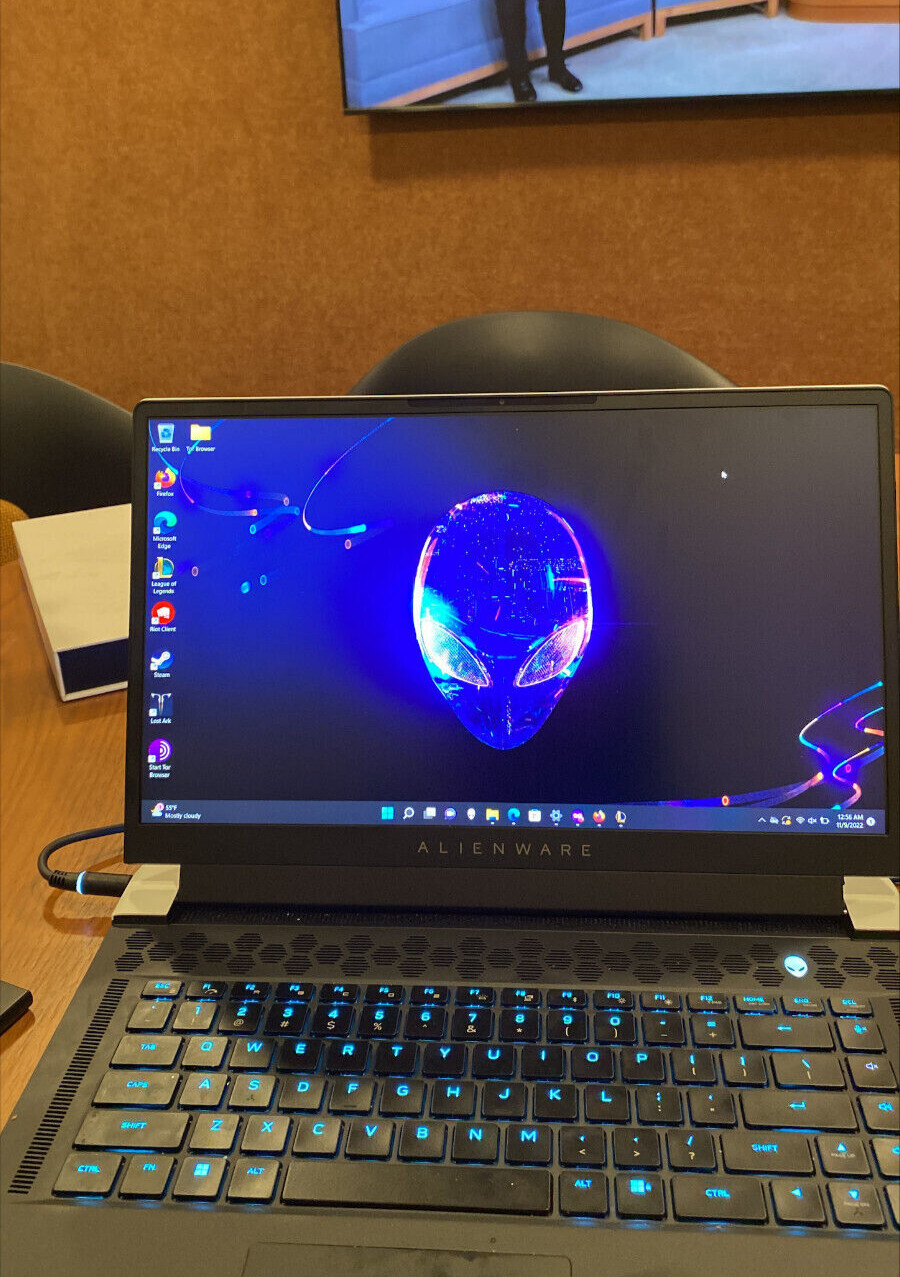 Alienware X15 R2 2022 – 240Hz RTX3080Ti – i7 12700H – 32GB – 1TB Memory