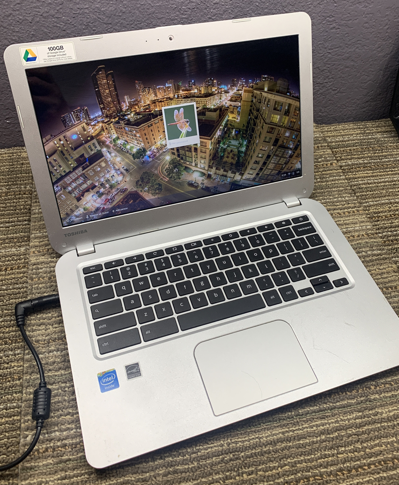Toshiba Chromebook CB35-A3120 Intel Celeron 2955U 2GB RAM 16GB SSD 13.3″ 516