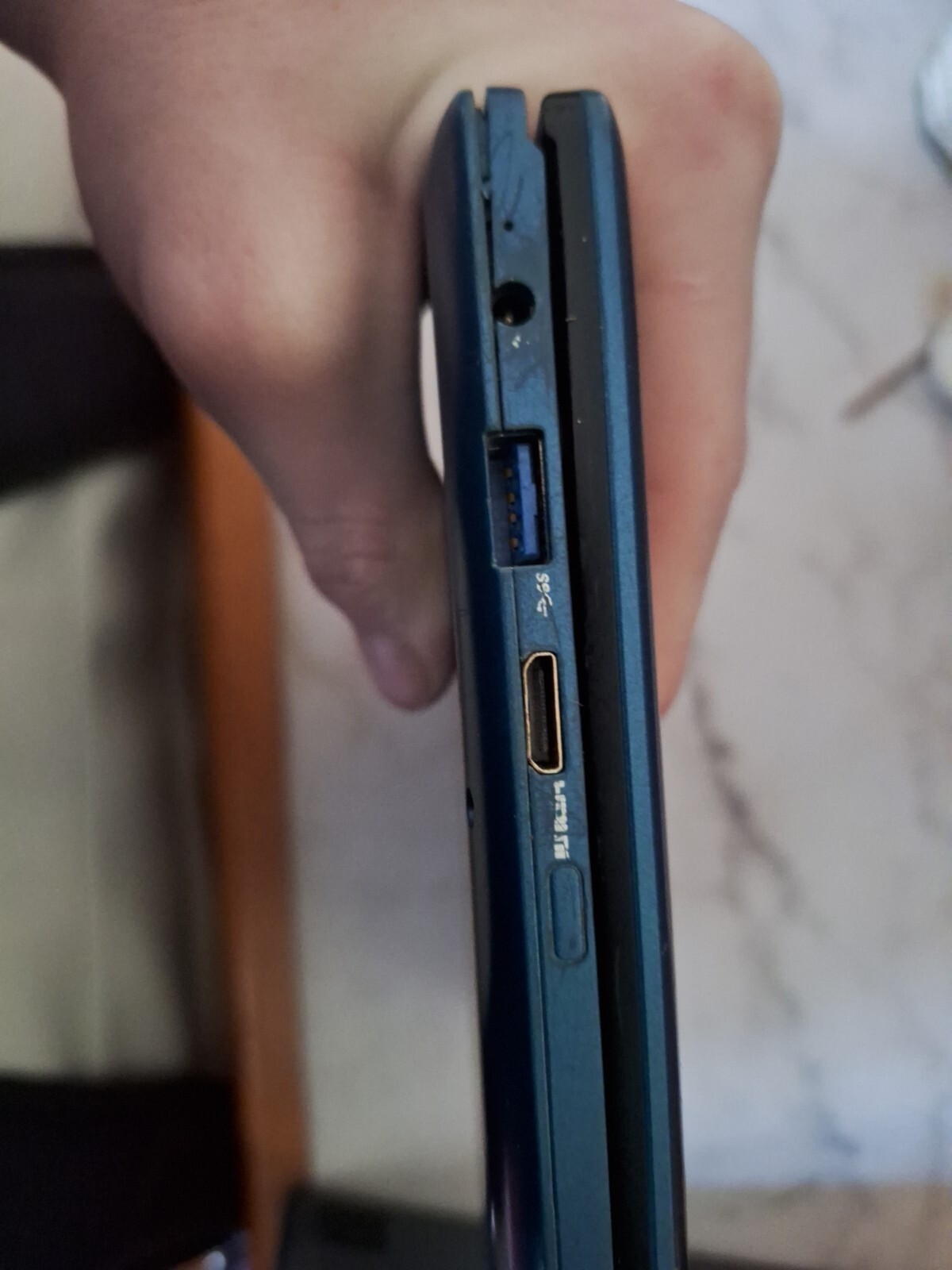 laptop computers used window 10