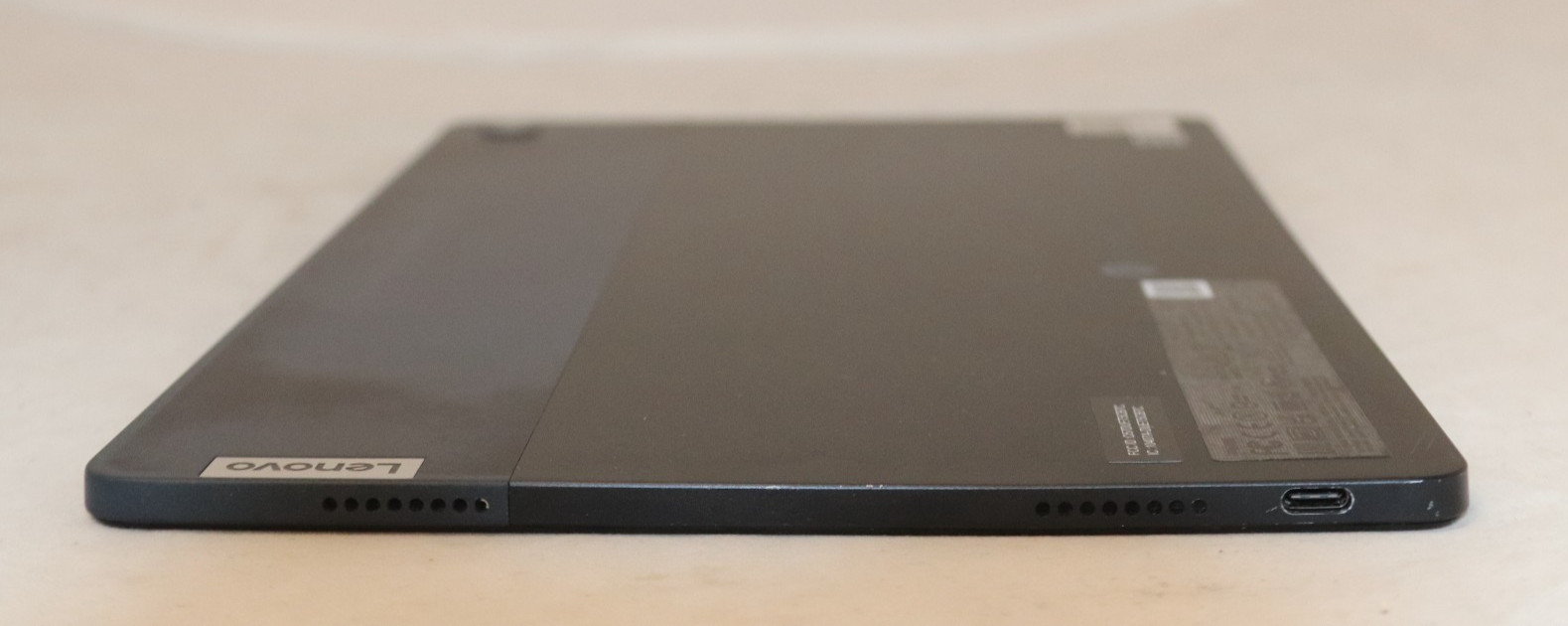 Lenovo IP Duet 5 13Q7C6 13.3″ Chromebook – (4gb ram, 128gb storage)
