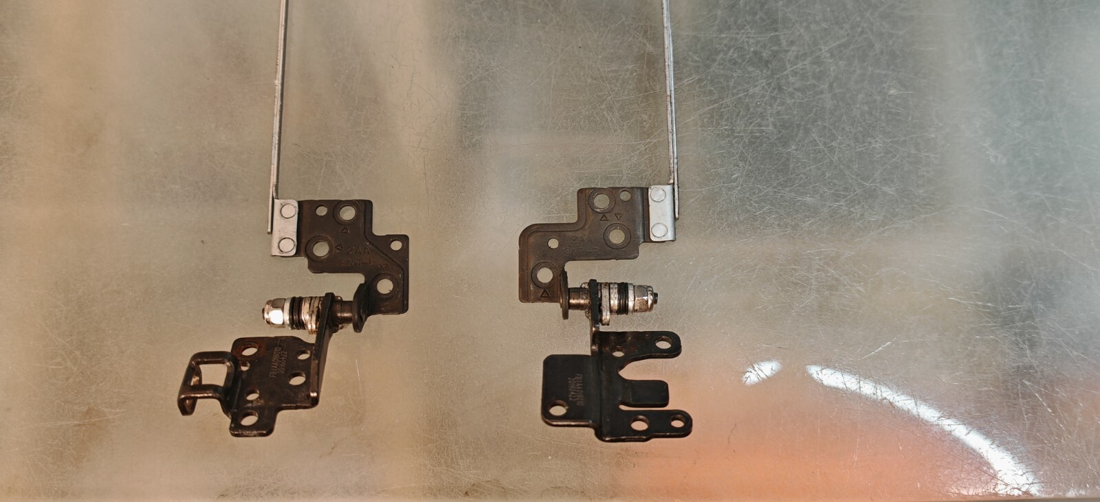 ACER E5-575 E5-576 E5-553 F5-573 HINGES HINGES FBZAA016010