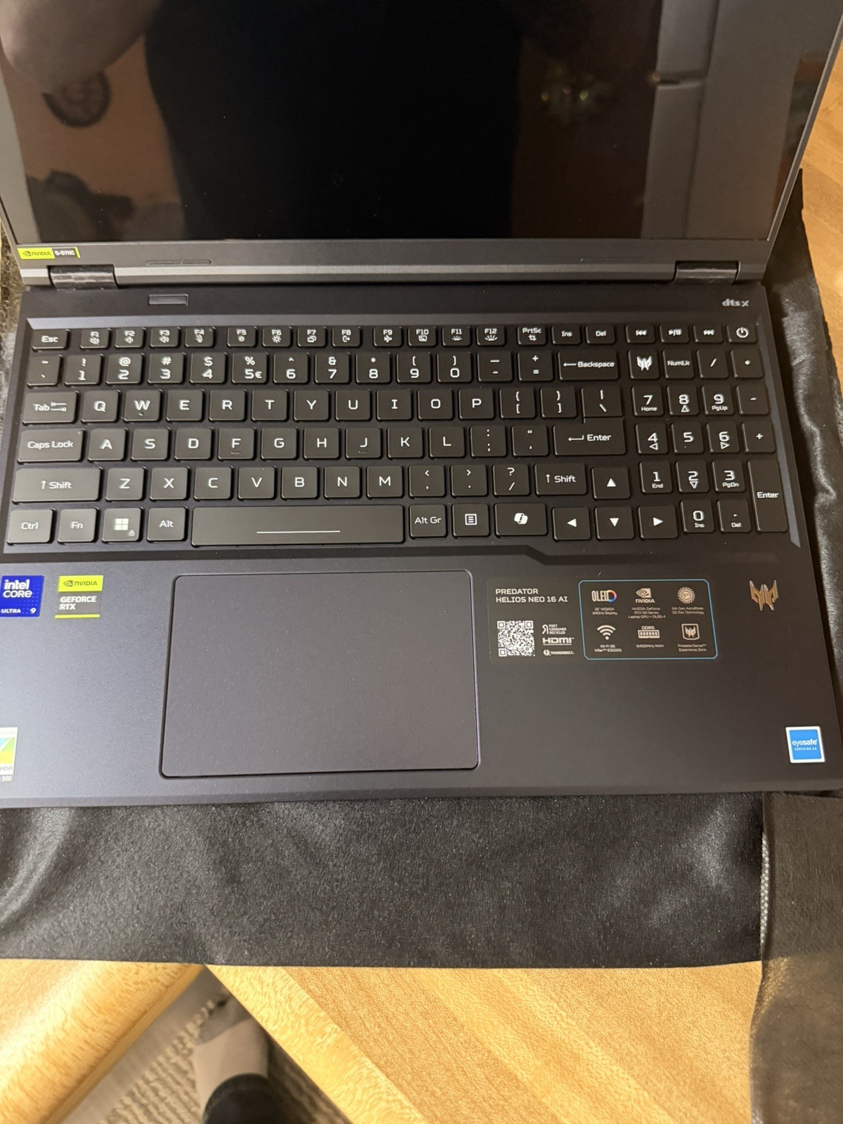 Acer Predator Helios Neo 16s AI 16-inch Gaming Laptop Intel core ultra 9 275hx