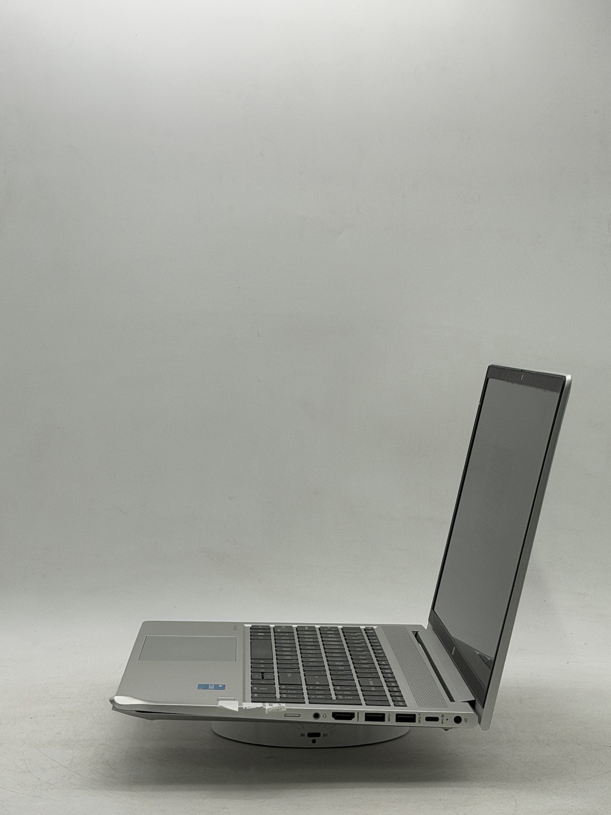 HP ProBook 450 (G9) 15.6in i3-1215U 8GB 256GB NO OS (READ)