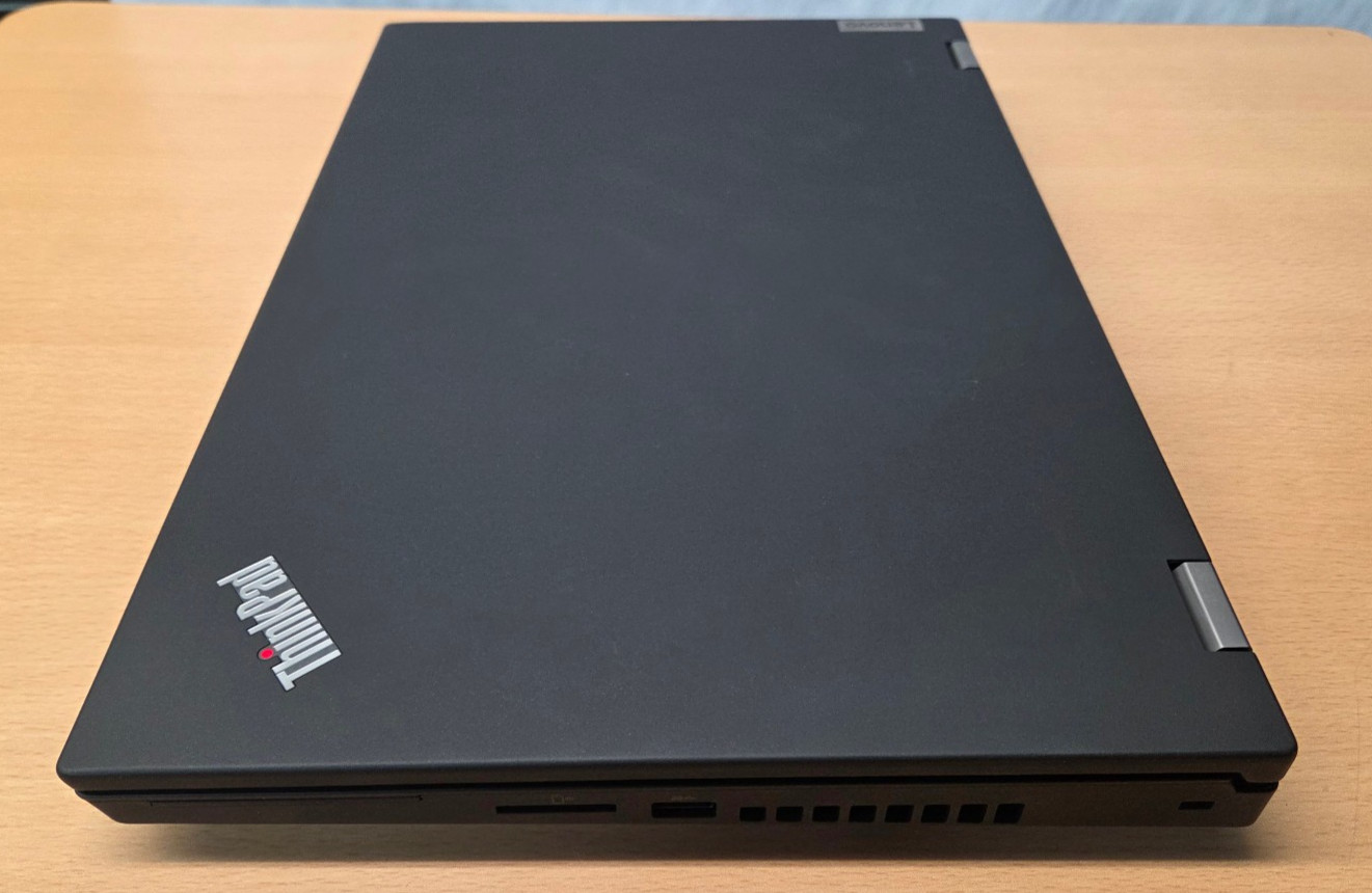 Lenovo ThinkPad P15 Gen2 I7-11850H vPro 64GRAM 512GSSD WIN11P 15.6 OLED RTXA3000