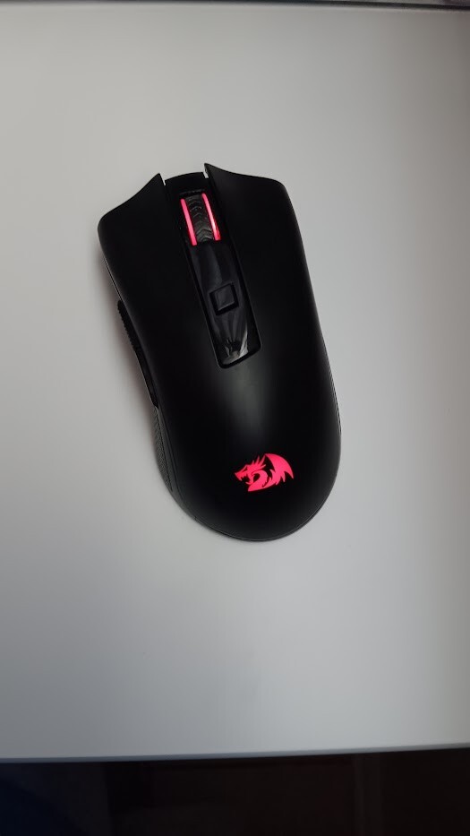 Lenovo IdeaPad Gaming 3 (AMD Ryzen 5 6600H, RTX 3050) Including Redragon Mouse