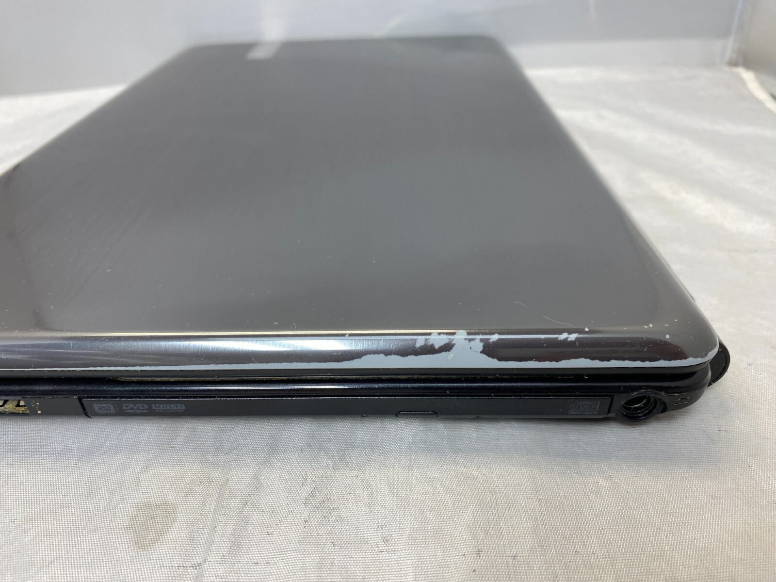 Gateway NV570P 26u 15″ touch laptop intel i3 3rd gen 6gbs ram