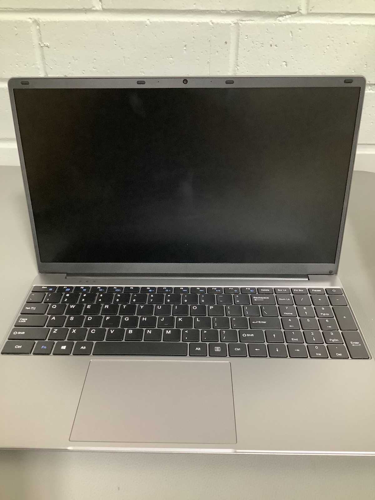 Jumper EZbook S7Hi JNF12 15.6in Laptop 128GB+512GB (JPNLDAD330742)