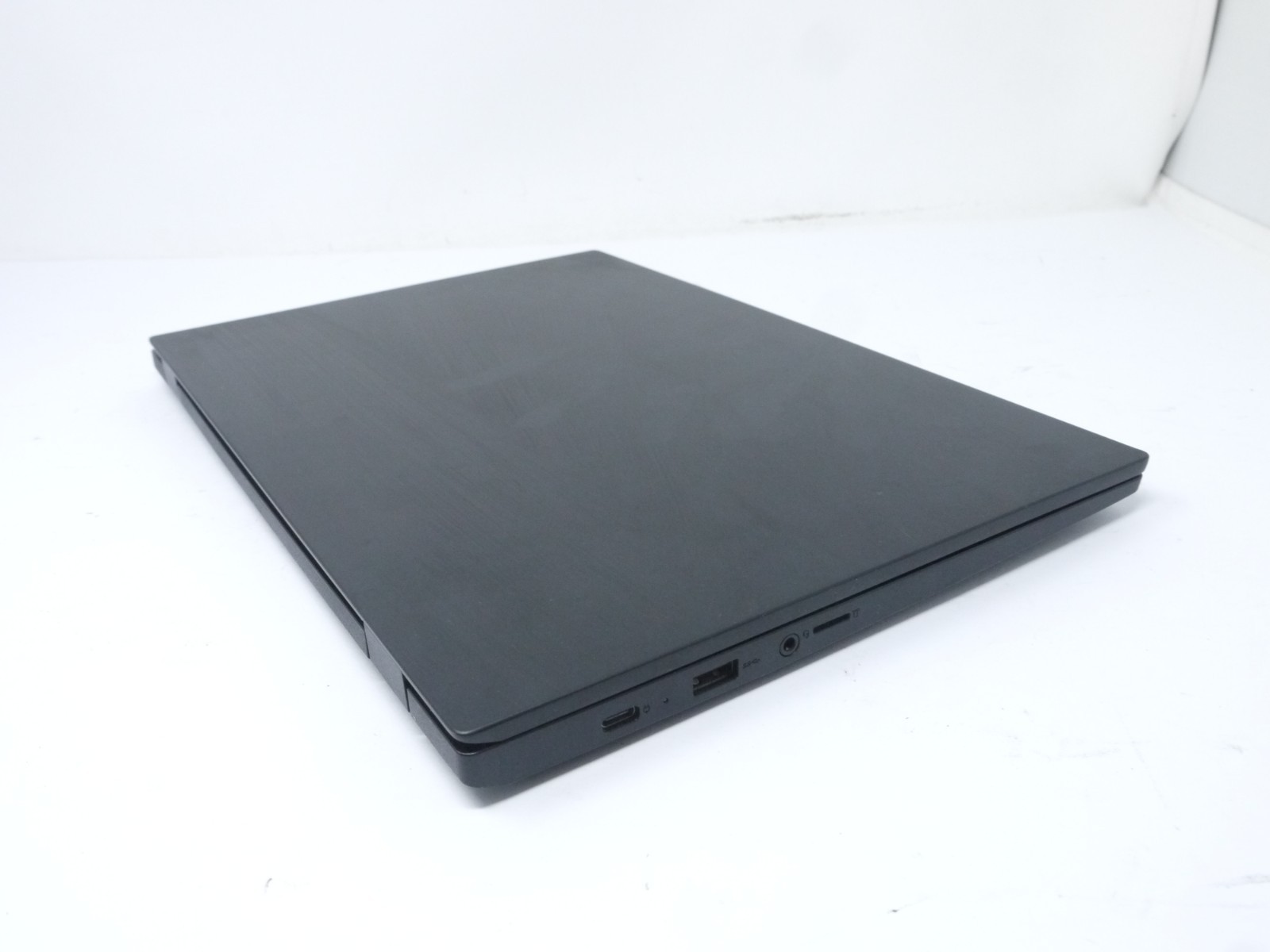 Lenovo Ideapad 14w 14″ Laptop – AMD A6-9220C / 4GB Ram / 64GB eMMC / Win11