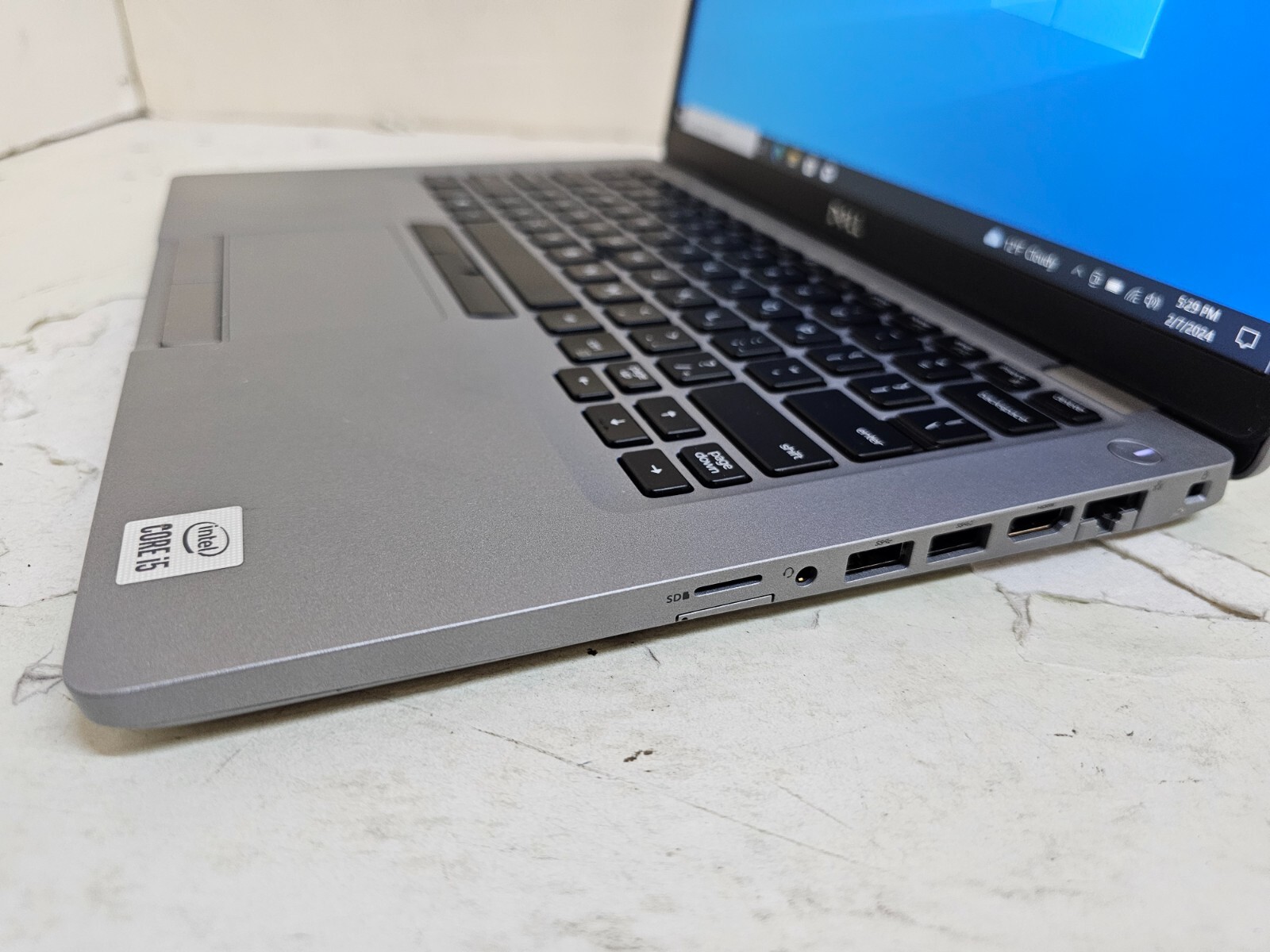Dell Latitude 5410 Laptop – 1.7 GHz i5-10310U 16GB 256GB SSD Webcam 14″