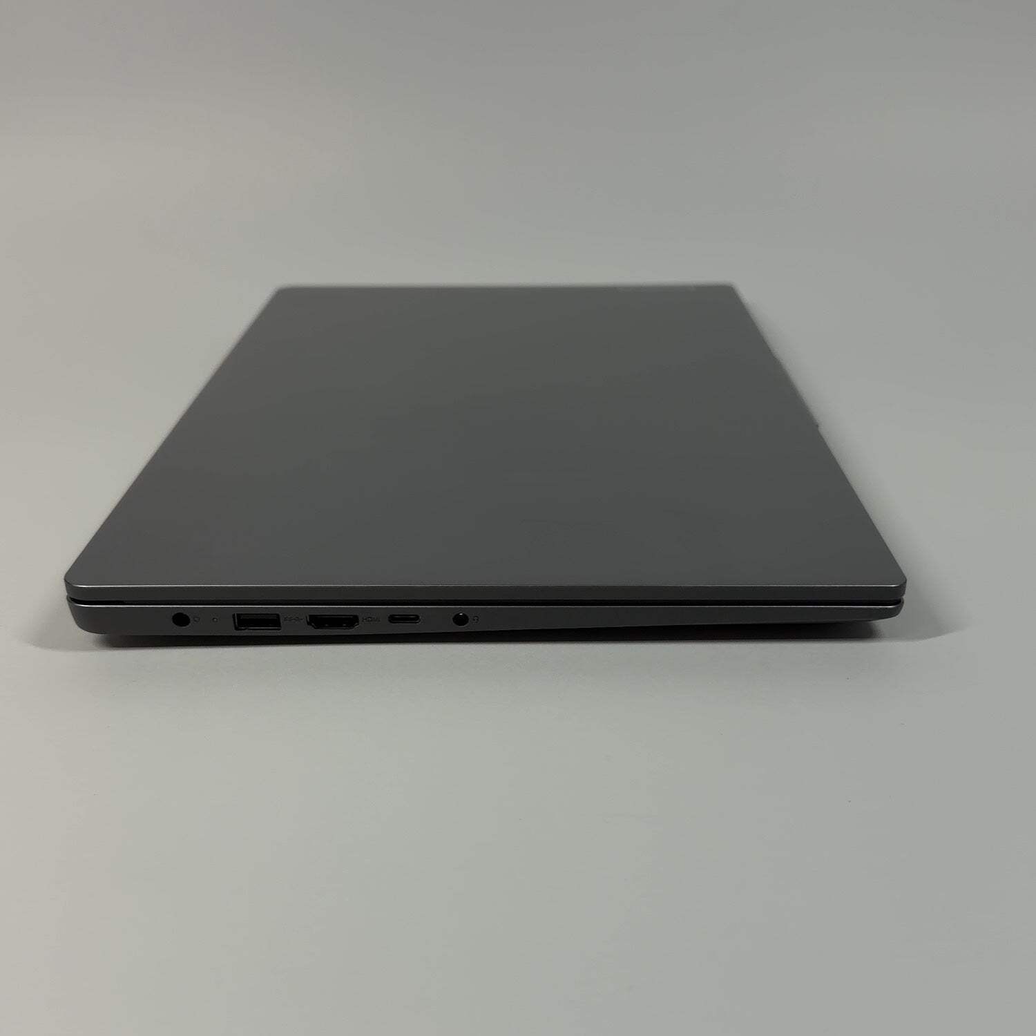Lenovo IdeaPad Slim 3 15ITN9 15.6″ N150 .8GHz 8GB RAM 128GB SSD