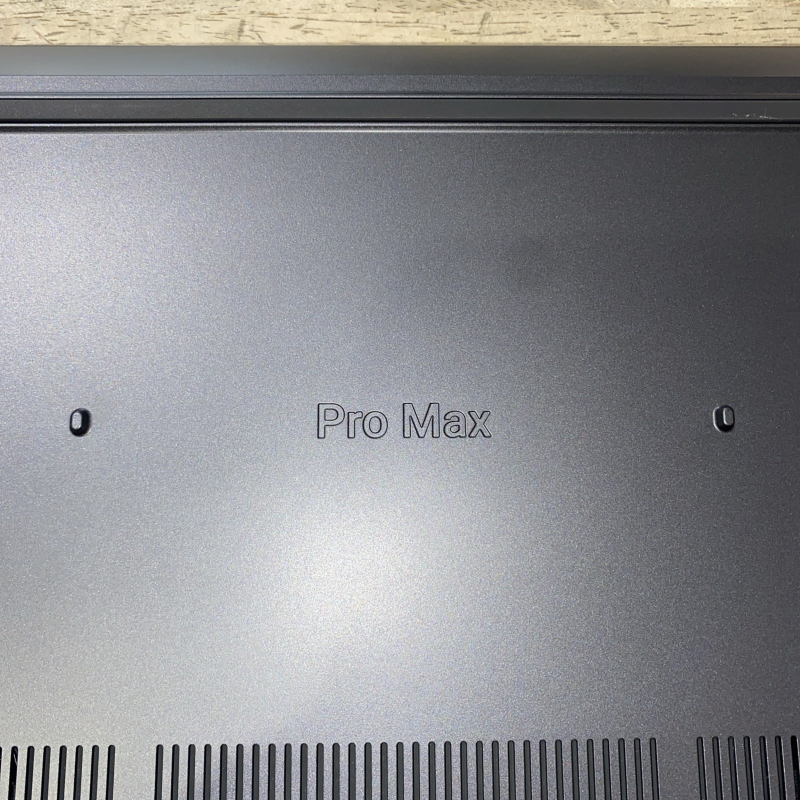 Dell Pro Max 16 Ultra 9 285H NVIDIA RTX PRO 2000 1TB 32GB
