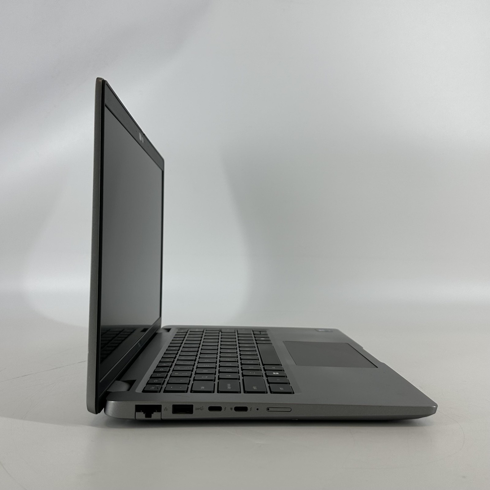 Dell Latitude 5450 14 FHD TOUCH 1.4 GHz Ultra 7 165H 32GB 512GB SSD Excellent